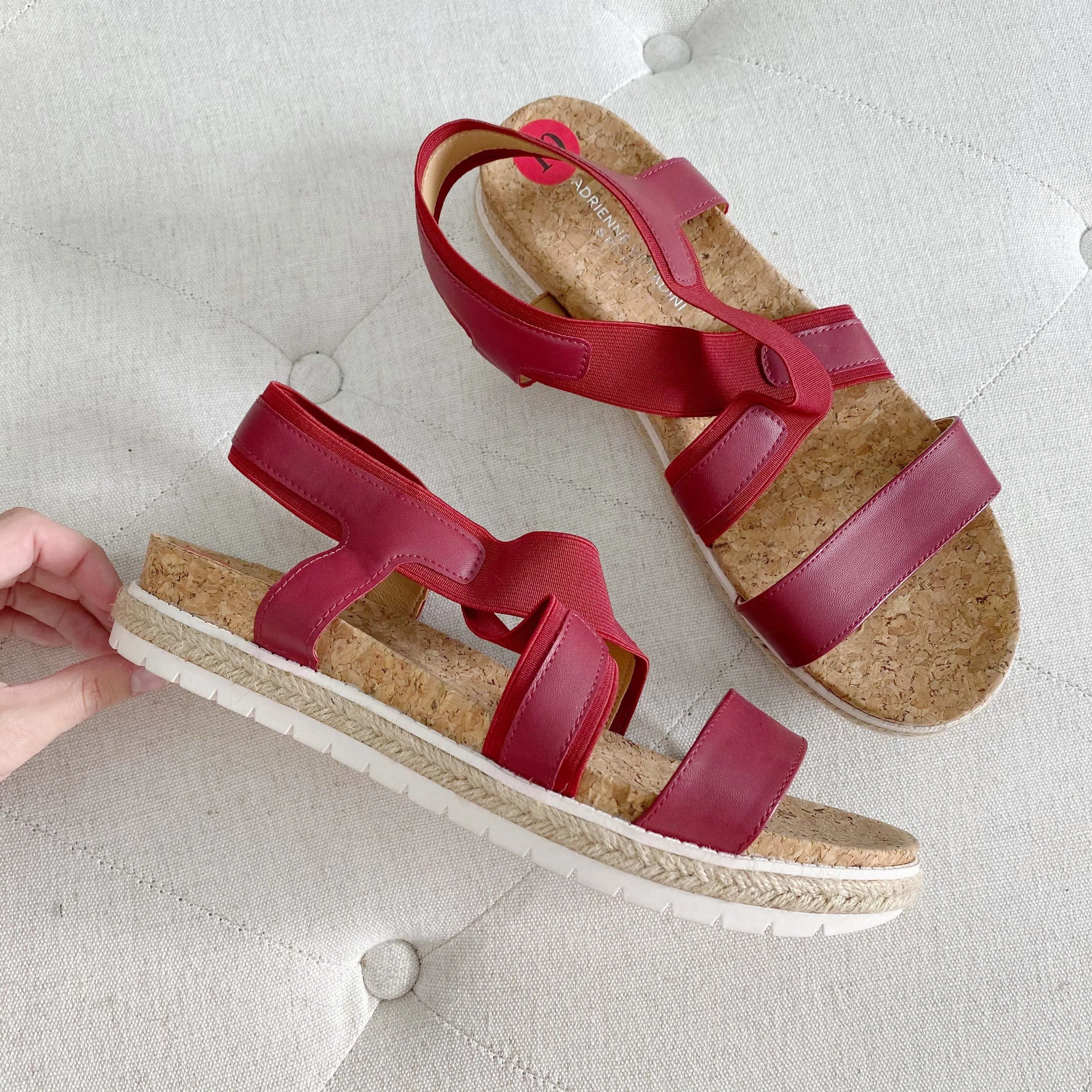 Adrienne Vittadini Sport Sandals size 10