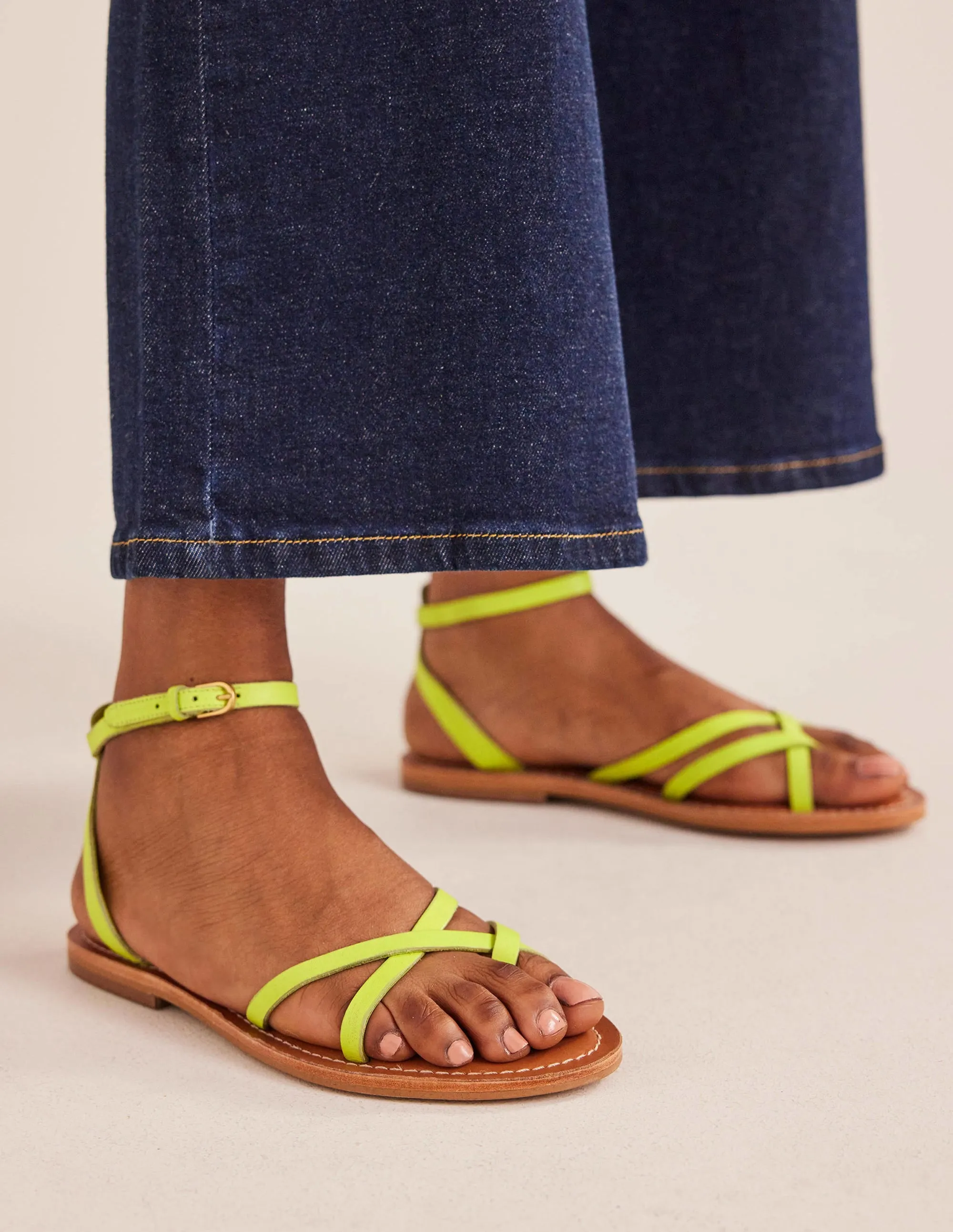 Easy Flat Sandals-Citrus Box Leather