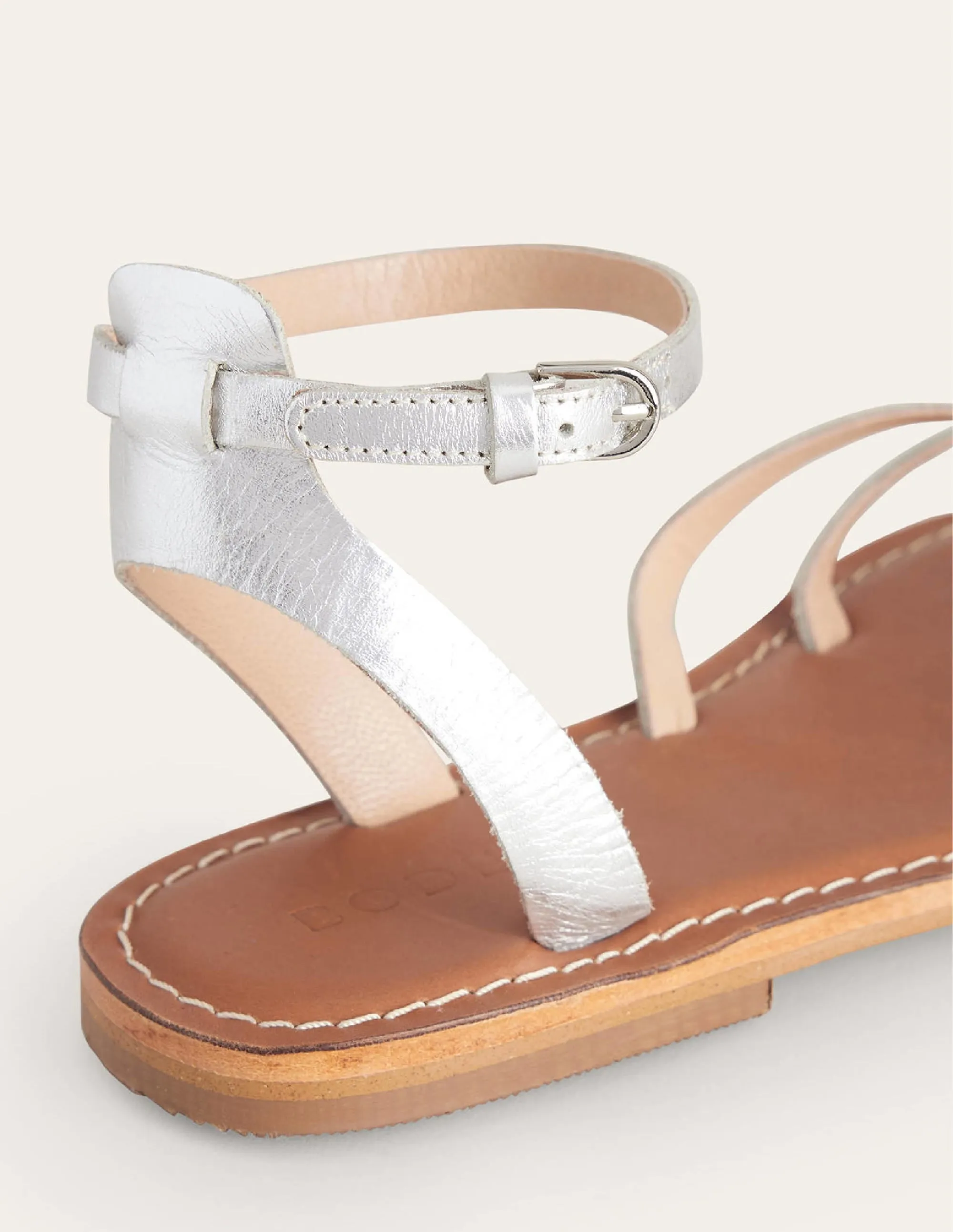 Easy Flat Sandals-Silver Metallic Leather