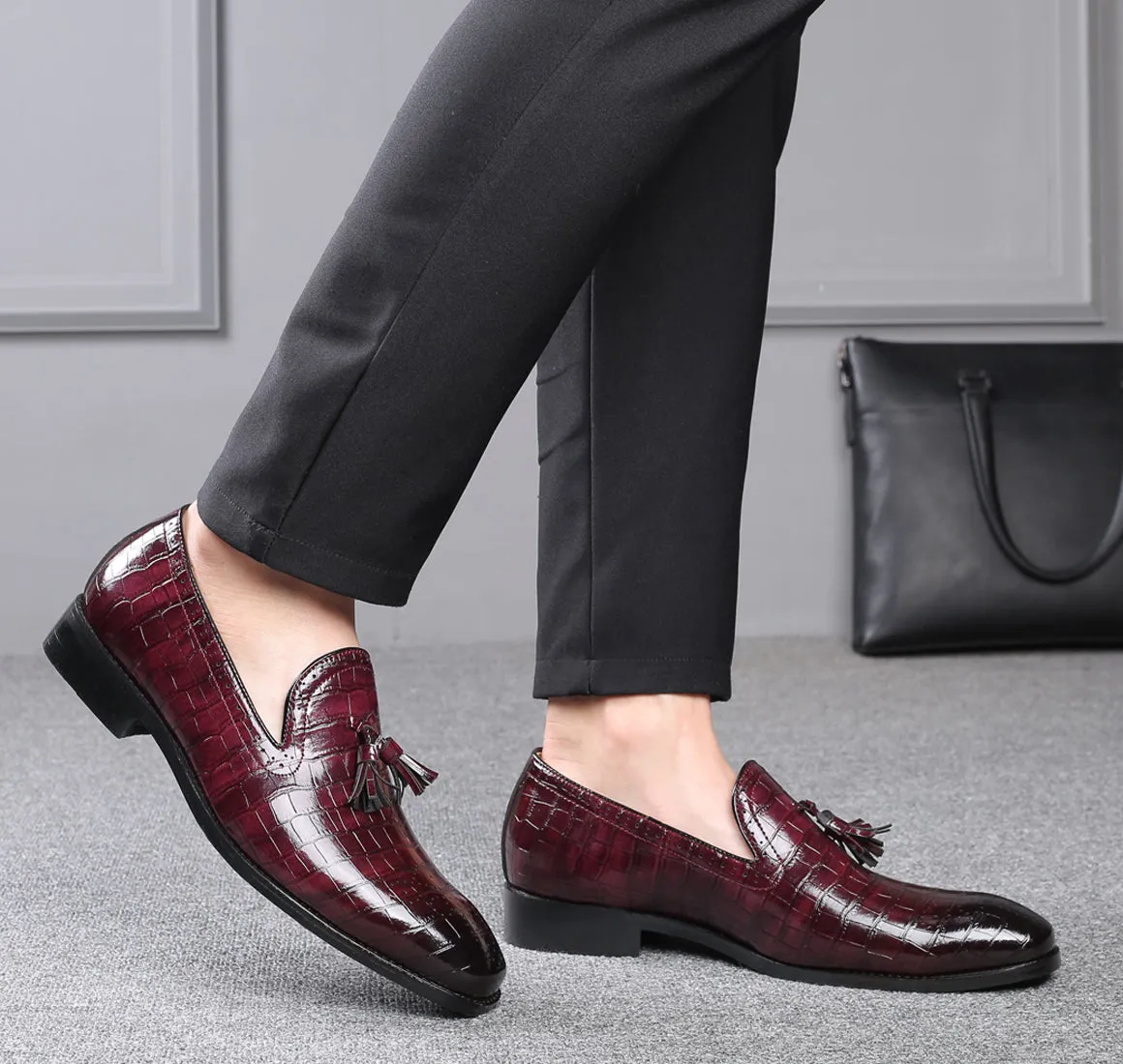 Men's Checkered Tassel Smoking Loafers