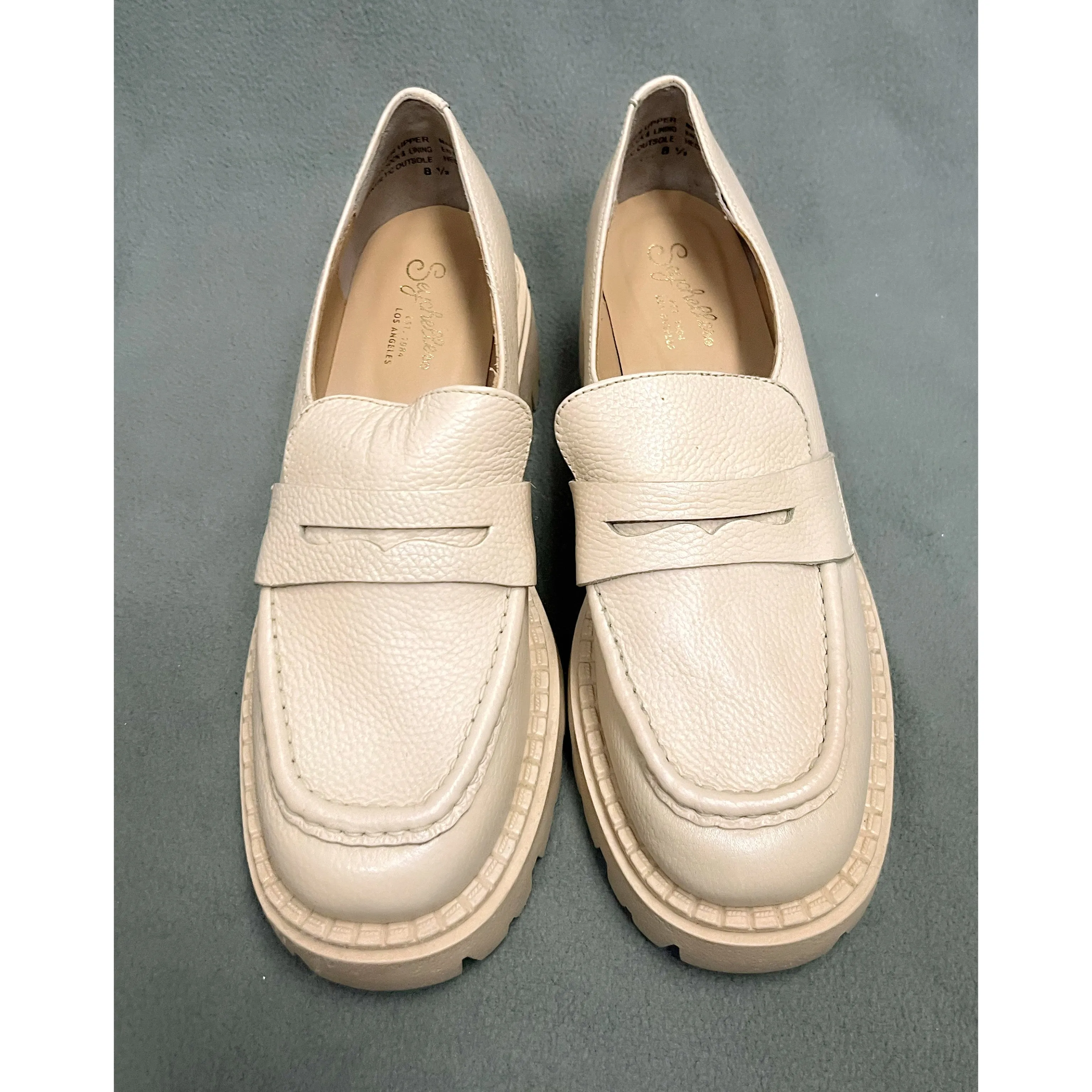 Seychelles tan loafer, size 8.5